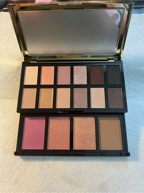 Lancôme Holiday 2022 Eye and Face Palette